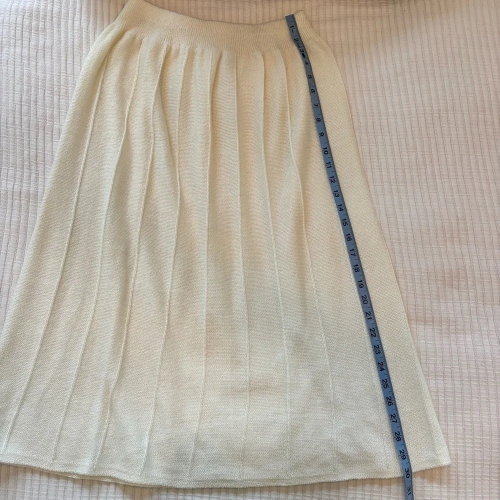 Vintage 70's Savion by Ignacy Feuer Cream Women's Knit Skirt Set Peplum Size 10